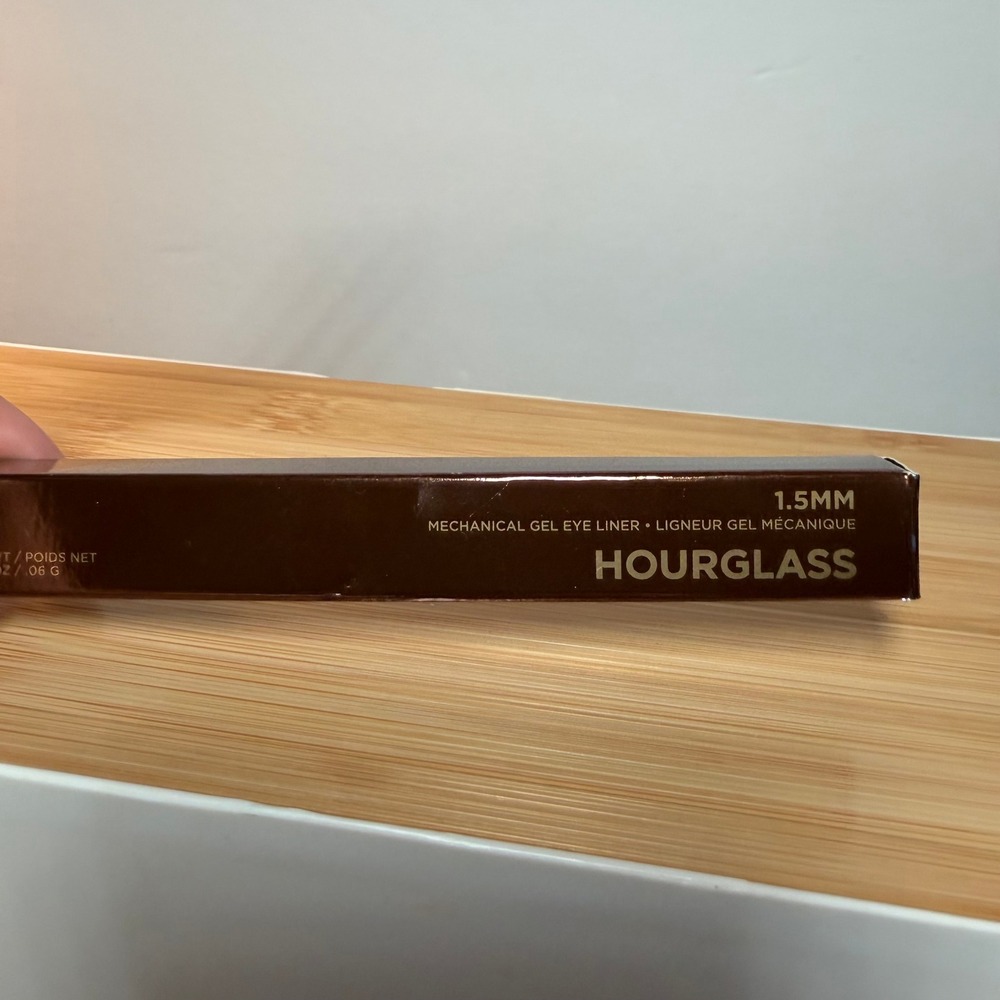 Hourglass 1.5mm Mechanical Gel Eye Liner Obsidian Black Waterproof 0.002oz NEW - Picture 7 of 9